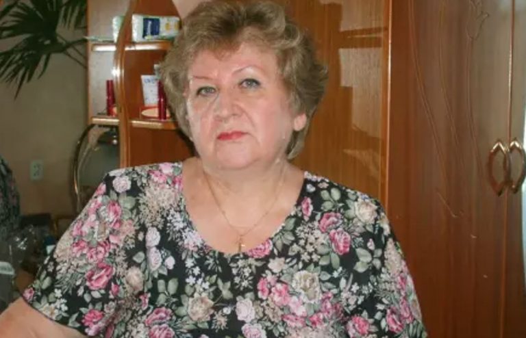 Свекруха залишила свою сім’ю багато років тому та поїхала до іншого. Але коли в неї з’явилися проблеми зі здоров’ям, вона раптом згадала про сина і kолишнього чоловіка.